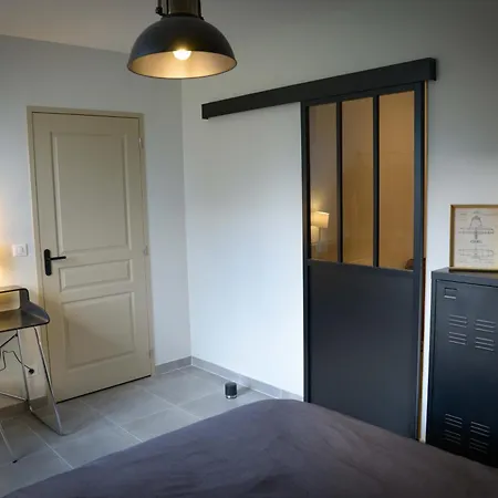 Futuroscope Domaine Du Bois Galant Bed & Breakfast